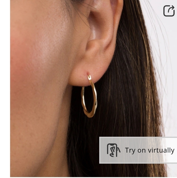 21.0mm Twist Oval Hoop Earrings in 14K Gold - Picture 2 of 6